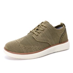 Wide foot casual sneakers in black color