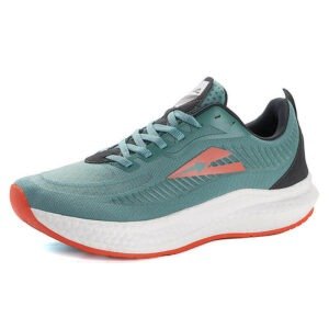 Wide foot casual sneakers front view